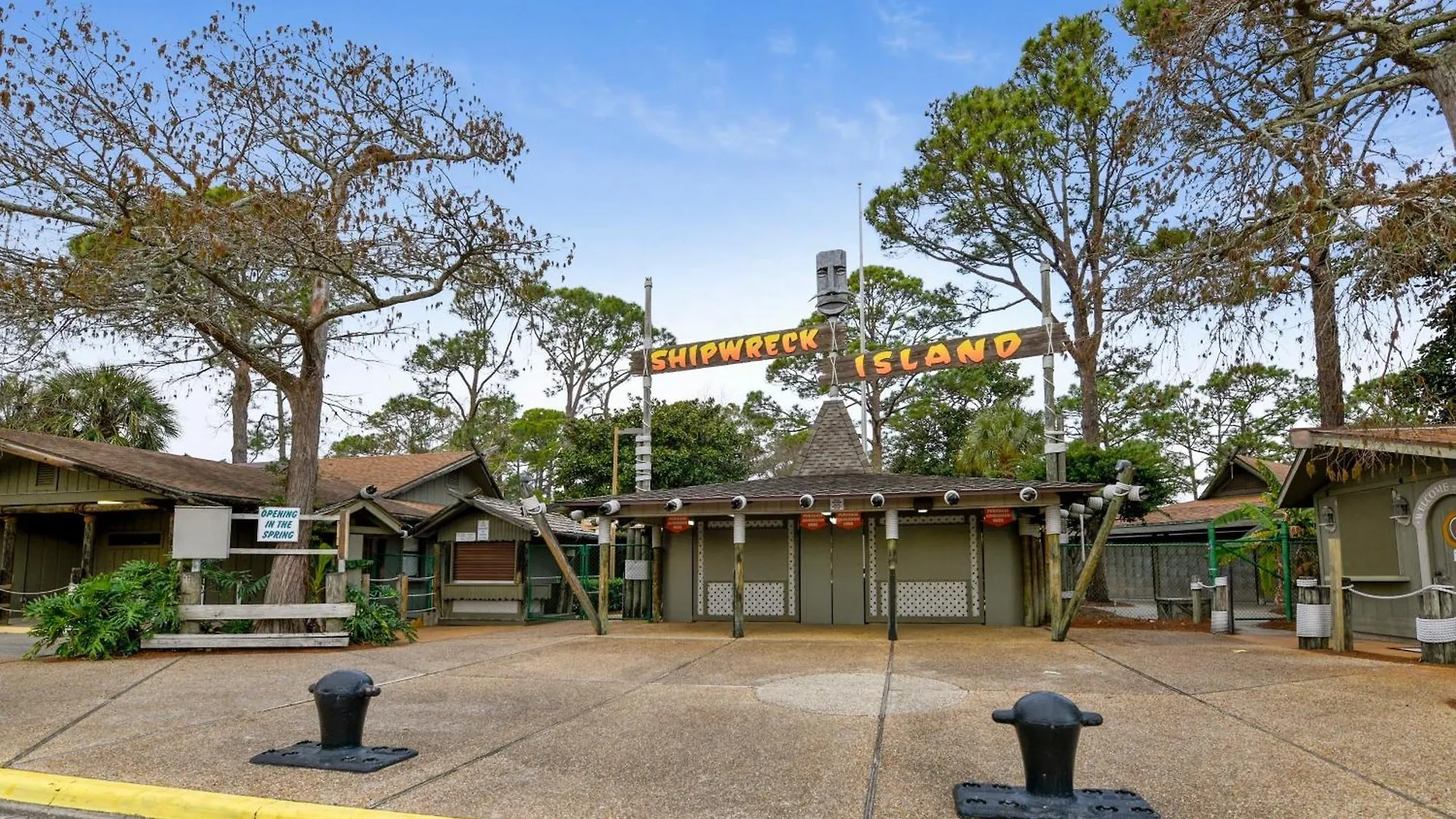 Holiday home Aquavista Condominiums #303-W By Book That Condo Panama City Beach