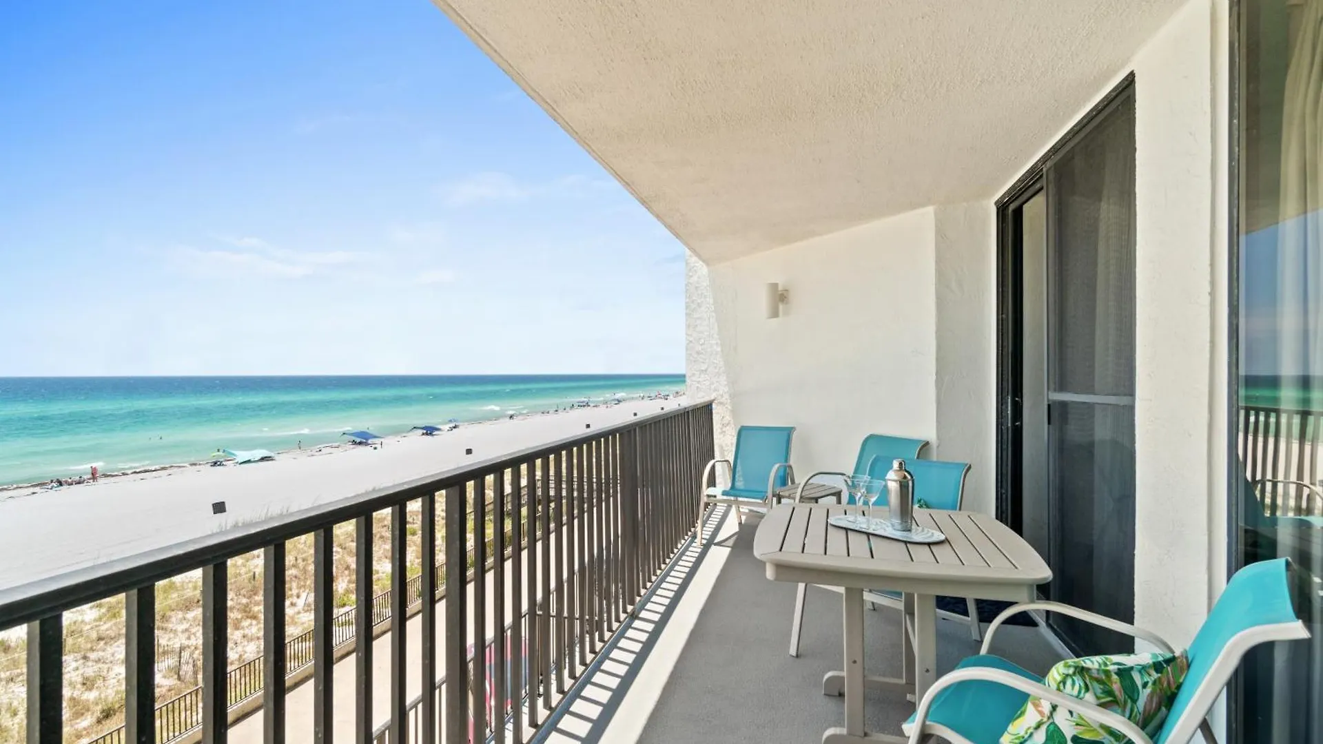 Semesterbostad Aquavista Condominiums #303-W By Book That Condo Panama City Beach