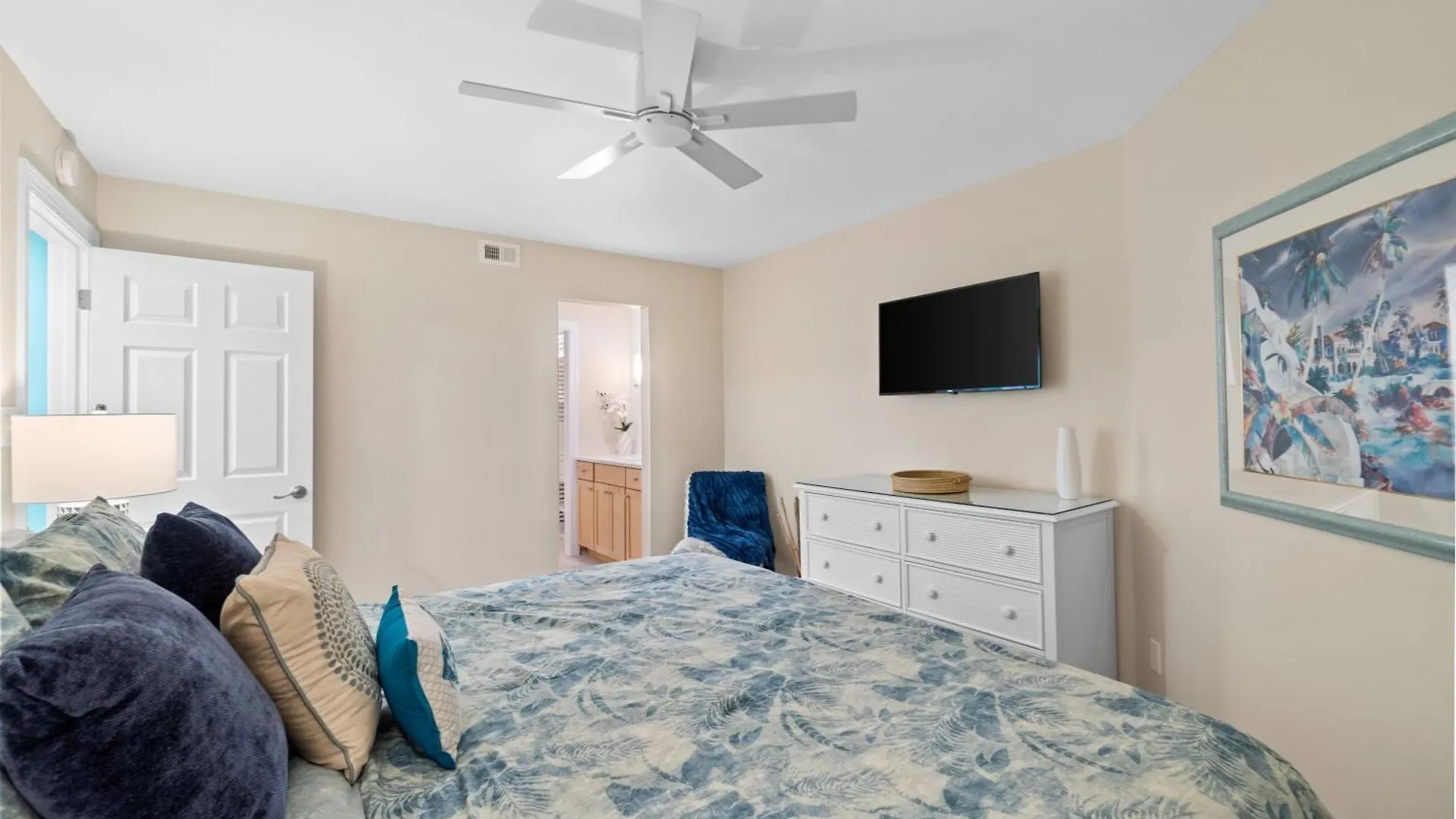 Aquavista Condominiums #303-W By Book That Condo Panama City Beach